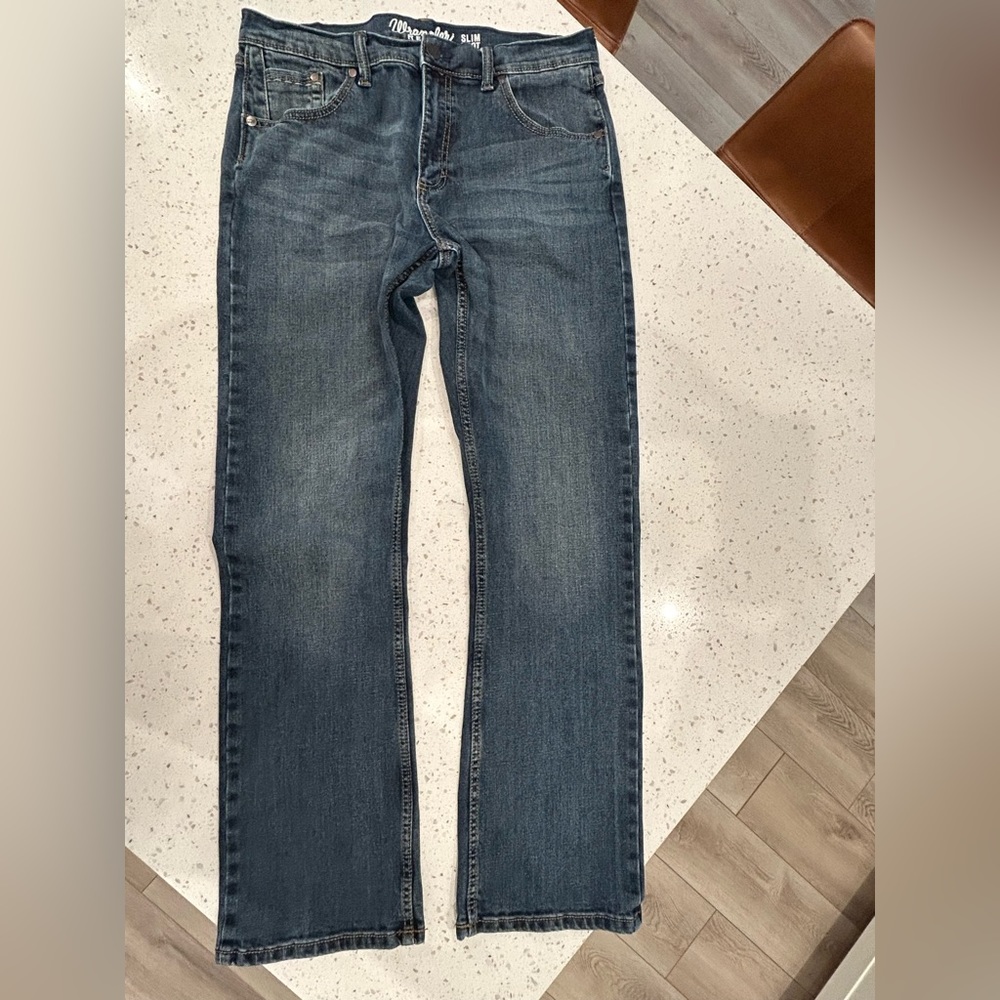 MEN'S WRANGLER RETRO® SLIM FIT BOOTCUT JEAN IN RIVER WASH 33x34